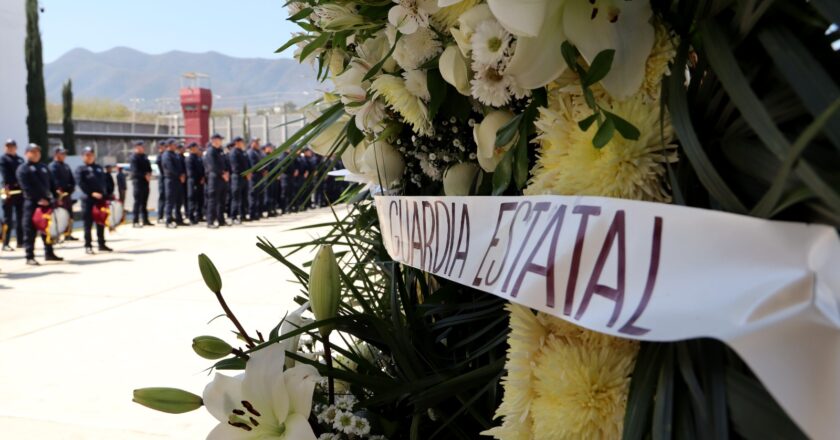 Rindieron honores fúnebres a policía fallecido en Matamoros