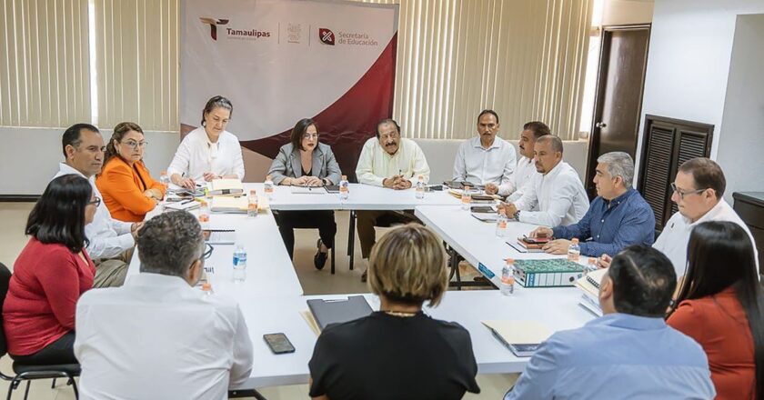 Primera reunión entre Sindicato de maestros y Secretaría de Educación del Estado