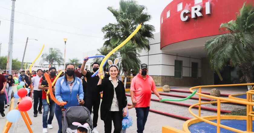 Realizó CRI Desfile de la Primavera