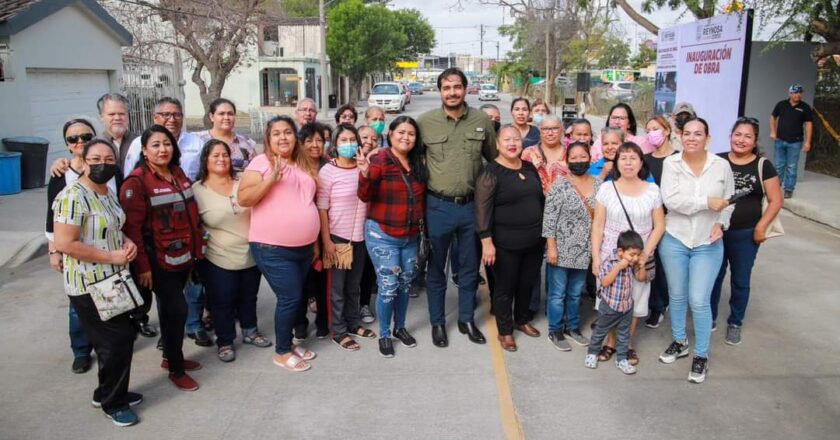 Inauguraron vecinos y Alcalde pavimentación en Casa Bella