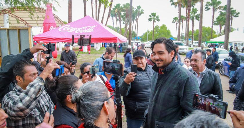 Resguarda Protección Civil a vistantes de “La Playita”