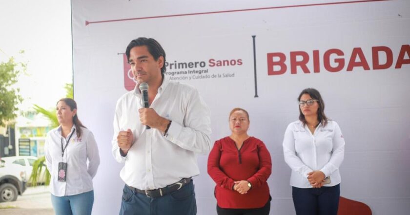 Dialogó Alcalde Carlos Peña Ortiz con familias de Jarachina Norte