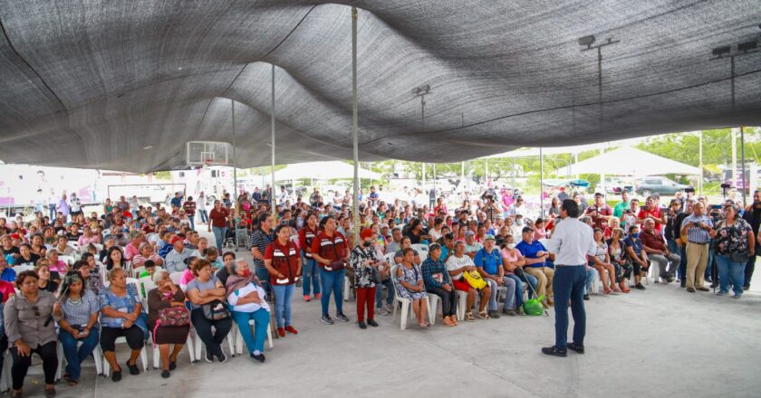 Llevó Alcalde beneficios del Gobierno de Reynosa a Módulo 2000 Rancho Grande