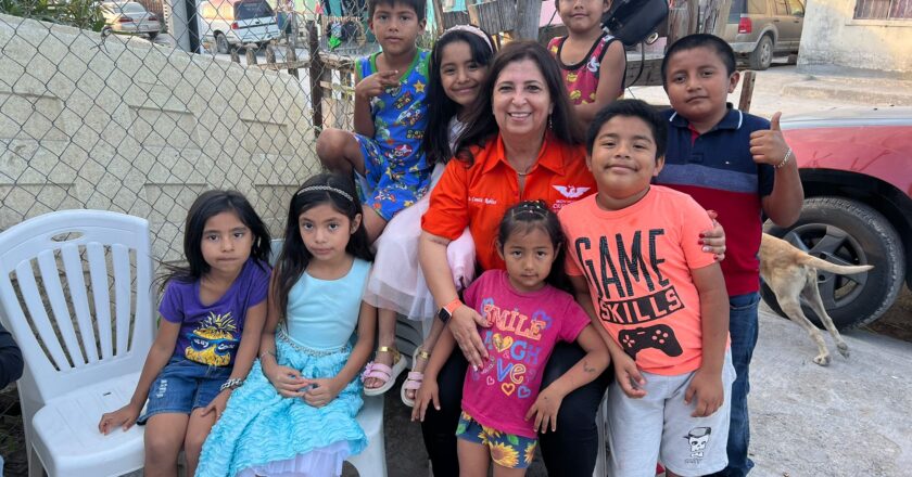 Festejó Doris Cantú a niñas y niños de Reynosa