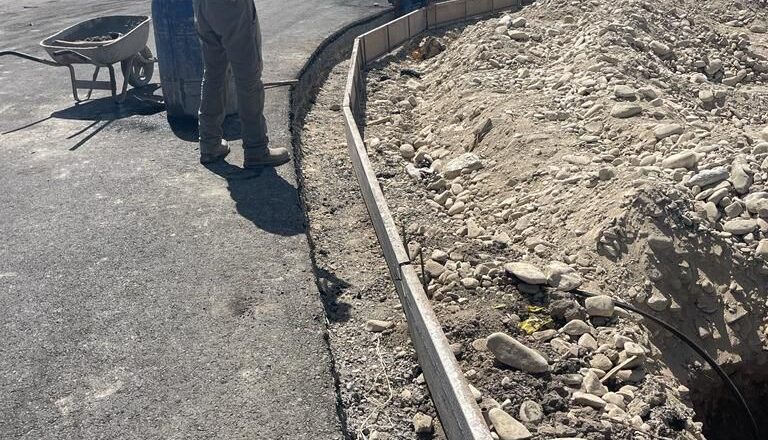 Pavimentación y bacheo en Villa de Casas