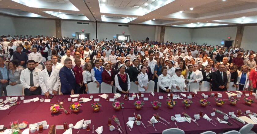 Festejó Municipio a enfermeras de Reynosa