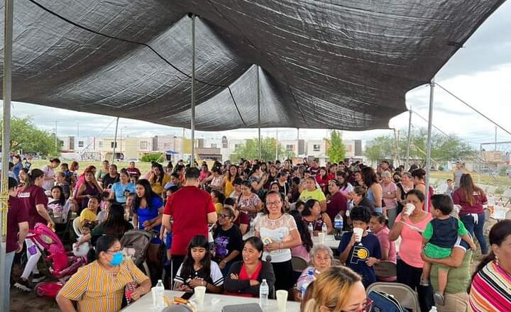 Festejó diputado Marcos Gallegos a madrecitas de Reynosa