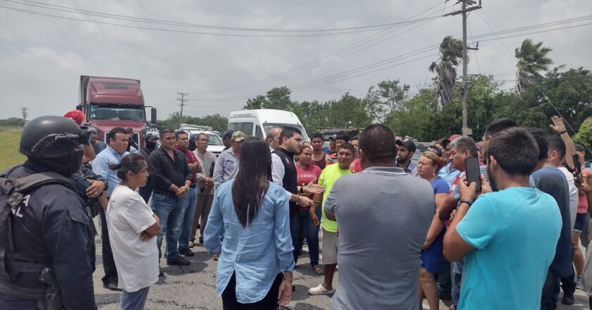 Bloquearon carretera a San Fernando por plagio de dos menores