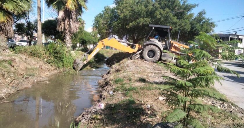 Coordina Alcalde de Reynosa desazolve de drenes y pluviales