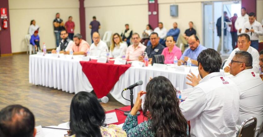 Alcalde tomó protesta a Subcomité de COPLADEM