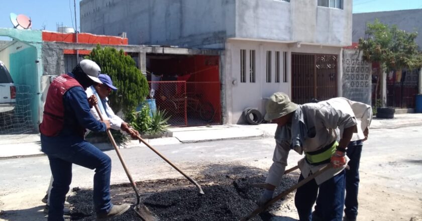 Atiende COMAPA reportes de fuga de agua en Loma Real y San Valentín