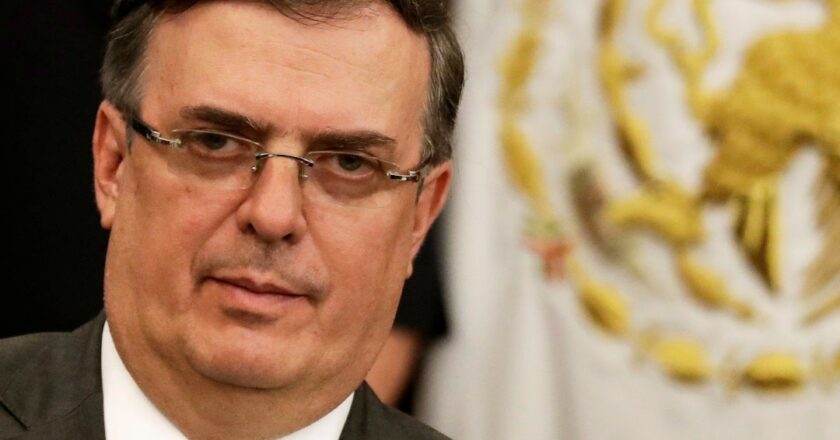 Renunció Marcelo Ebrard; va por la grande