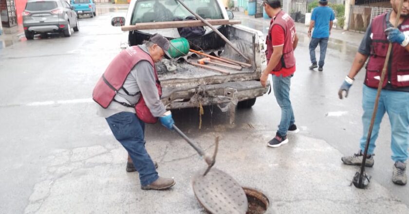 Llevó COMAPA trabajos de mantenimiento a colonia Paseo de las Flores