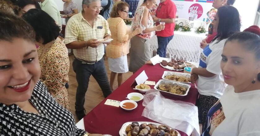 Realizan muestra gastronómica con platillos típicos de migrantes de diferentes países