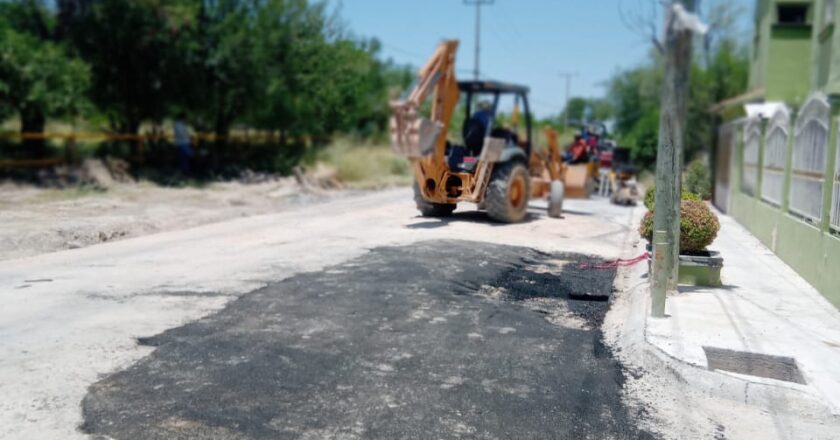 Concluyó COMAPA reparación de fuga de agua en la avenida Miguel Alemán