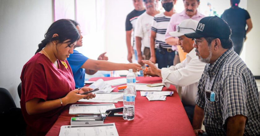 Exámenes gratuitos en Campaña Abuelitos Saludables 2023