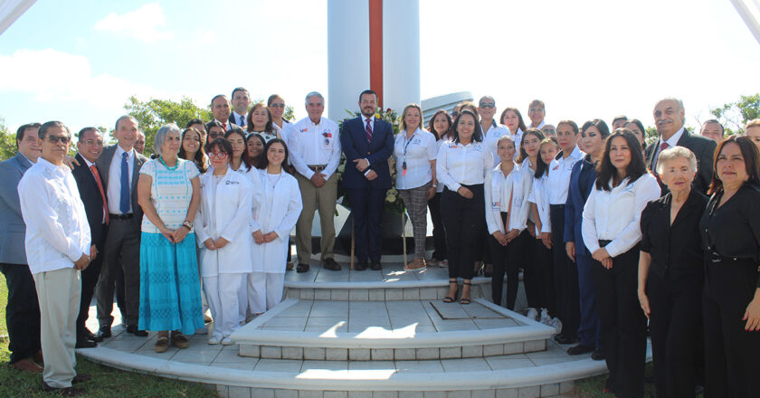 Celebró la UAT el 73 Aniversario de su fundación