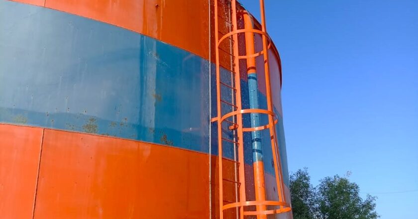 Reparó COMAPA fuga de agua potable en tanque de Puerta del Sol