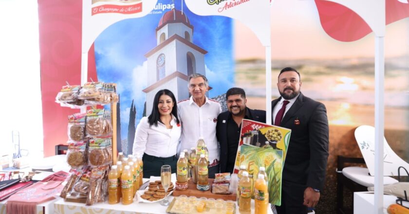 Inauguró Américo muestra “Tamaulipas Seguro Te Enamora”