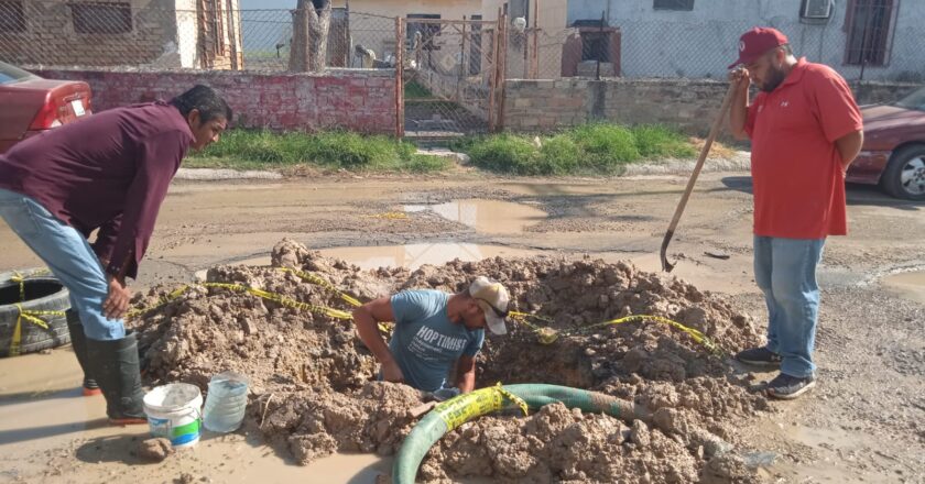 Restauró COMAPA líneas de conducción de agua en fraccionamientos