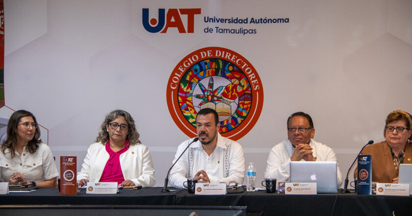 Rector y directores de la UAT evalúan programas institucionales