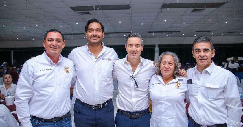 Asistió Alcalde a toma de protesta de Sindicato de Limpieza