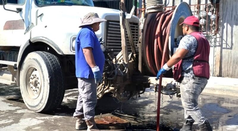 Resolvió COMAPA reportes de usuarios en el fraccionamiento Reynosa