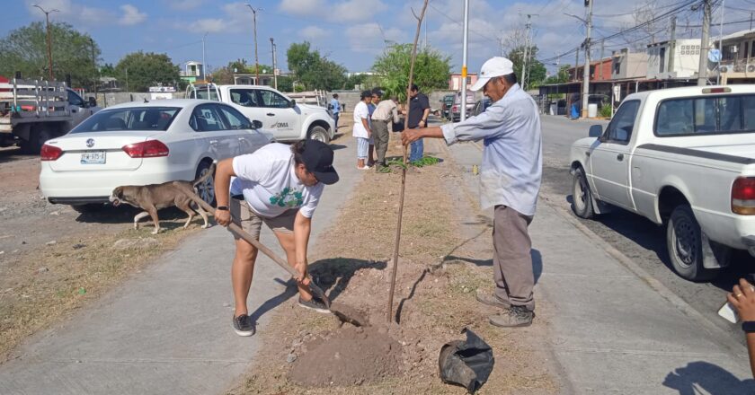 Rehabilita Gobierno de Reynosa plaza pública en Villas de Imaq