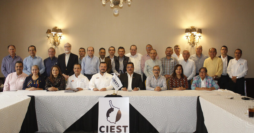 Impulsa UAT proyectos con el sector empresarial