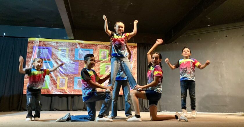 Presentan el Valor de la Amistad en Del Río Plaza Comercial