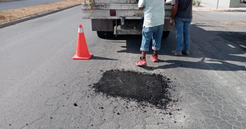 Mantiene Gobierno de Reynosa acciones de limpieza y bacheo de vialidades principales