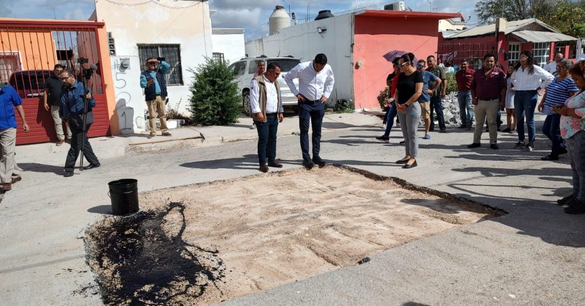 Arrancó Alcalde bacheo e inauguró pavimentación