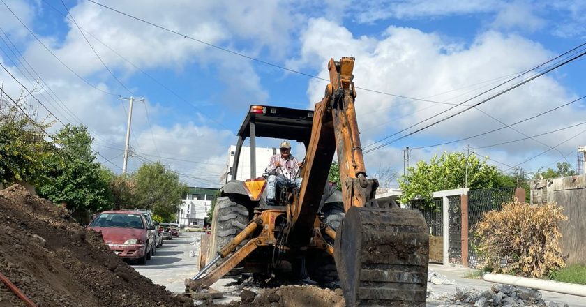 Da COMAPA continuidad a la rehabilitación de drenaje sanitario en la colonia Narciso Mendoza