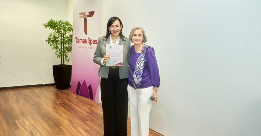 Entrega María de Villarreal nombramiento a Patricia Lara Ayala como directora general del DIF Tamaulipas