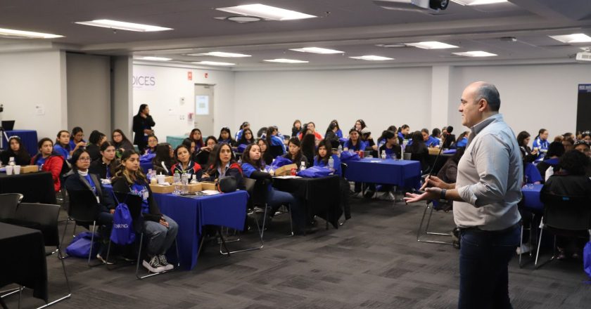 Participa Rector de la UTTN en clausura de iniciativa “Choices” impulsada por la empresa Corning