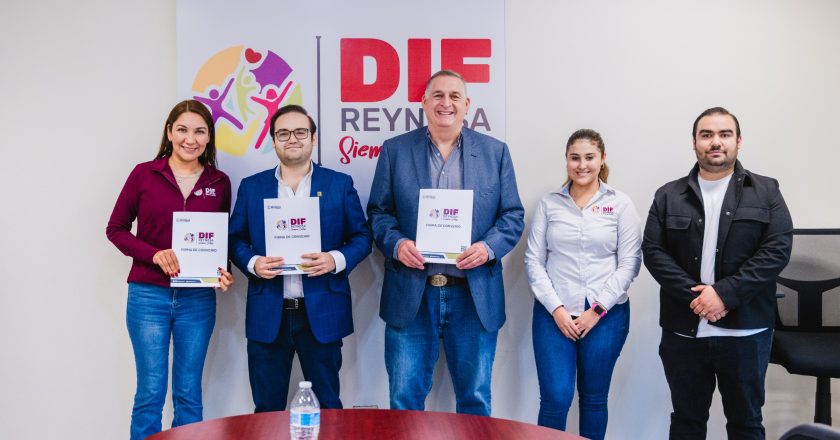 DIF Reynosa firma convenio con IIES