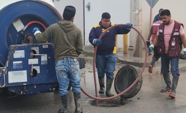 Llevó COMAPA acciones de mantenimiento a colonia Pedro J. Méndez