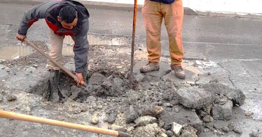 Reparó COMAPA fuga de agua potable