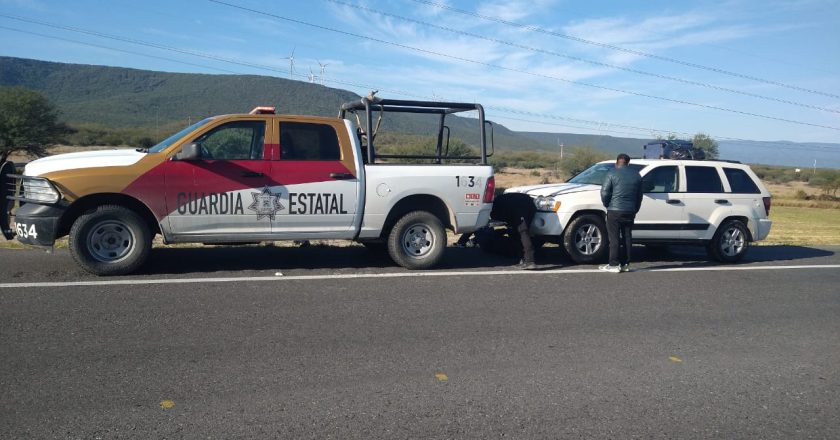 Guardia Estatal de Apoyo Carretero auxilia a viajeros y visitantes de Tamaulipas