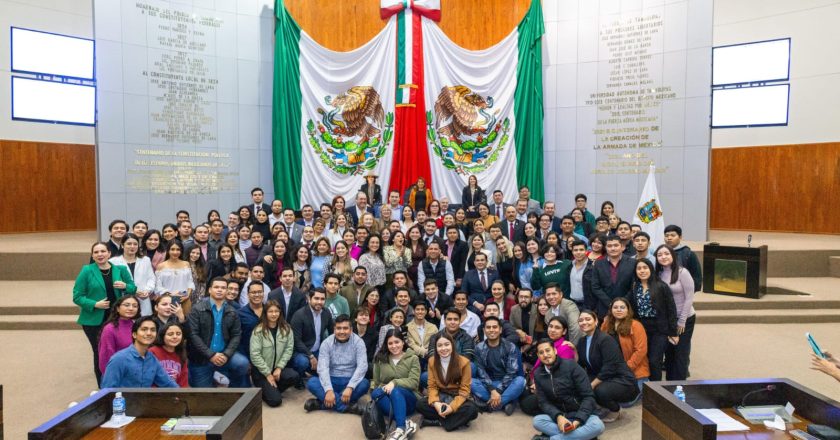 Impulsa Américo nueva Ley Estatal de la Juventud