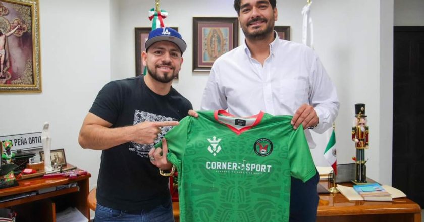 Felicitó Alcalde Carlos Peña Ortiz al futbolista reynosense Carlos “Poper” Hernández