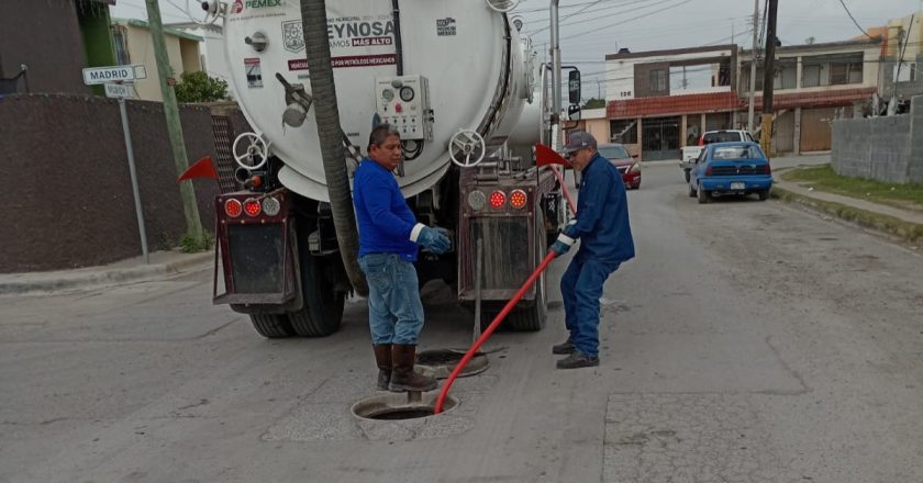 Efectúa COMAPA acciones de mantenimiento en la colonia La Cañada