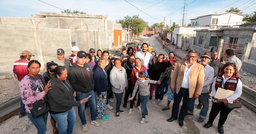 Supervisó Carlos Peña Ortiz pavimentación hidráulica de 2.2 MDP en la colonia Jacinto López