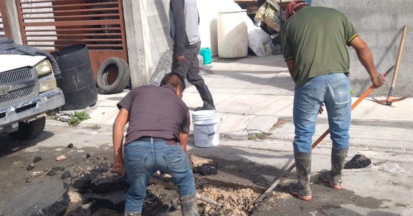 Atendió COMAPA fuga de agua en Jarachina Norte