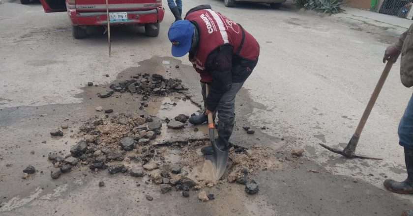 Reparó COMAPA fuga de agua potable en Villas de la Joya