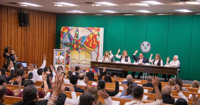 Asamblea de la UAT aprueba dos candidaturas para la Rectoría