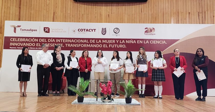 Alumnas destacadas de CONALEP Matamoros comparten sus experiencias en evento internacional de ciencia