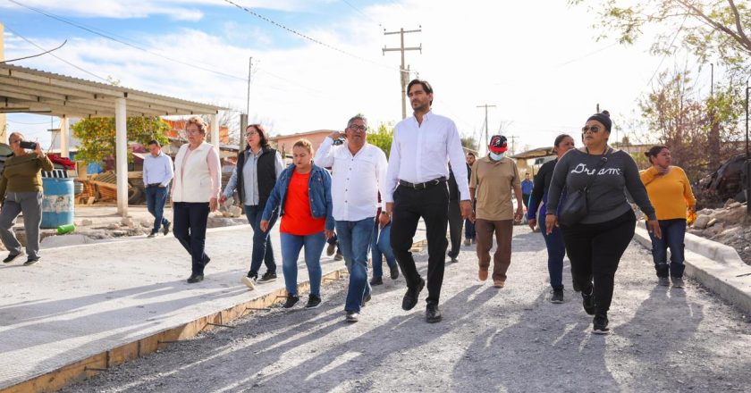 Avanza pavimentación de calle en Ampliación La Presa