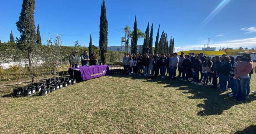 Construye Alcalde Carlos Peña Ortiz una ciudad sustentable con educación ambiental