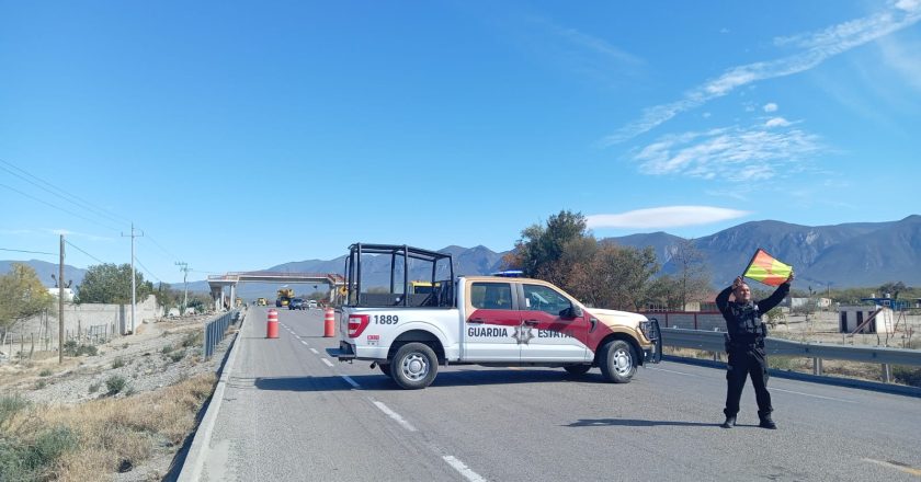 Circulación cerrada en Carretera Federal 101 por paso de calderas